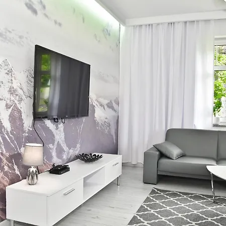 W Chmurach - Apartamentuj Apartman *