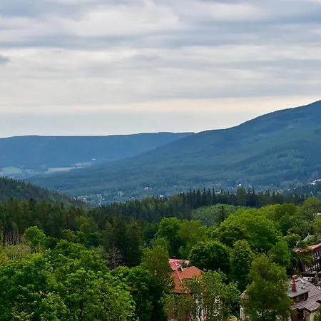 W Chmurach - Apartamentuj * 카르파츠